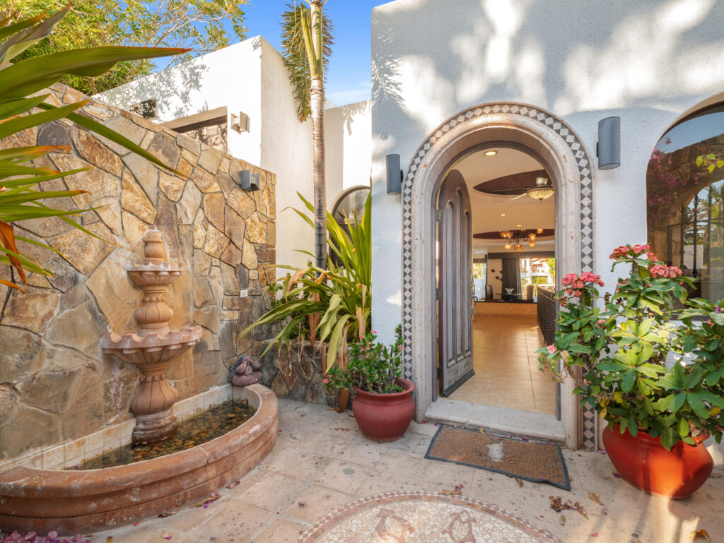 Homes in cabo san lucas  for sale