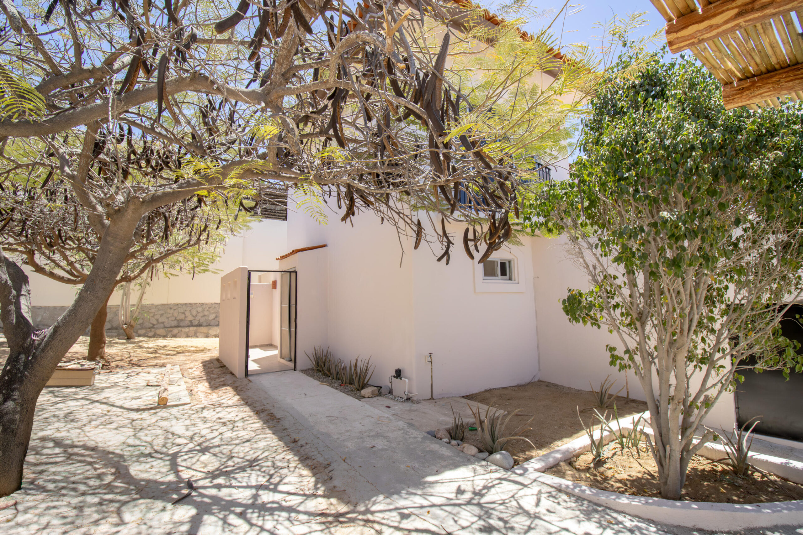 Cabo San Lucas Misiones Del Cabo Perched above the stunning coastline of Misiones del Cabo, Casa Misiones is a beautifully designed four-bedroom, four-and-a-half-bath residence offering breathtaking – 31 Callejon del Arco, Cabo Corridor, BS