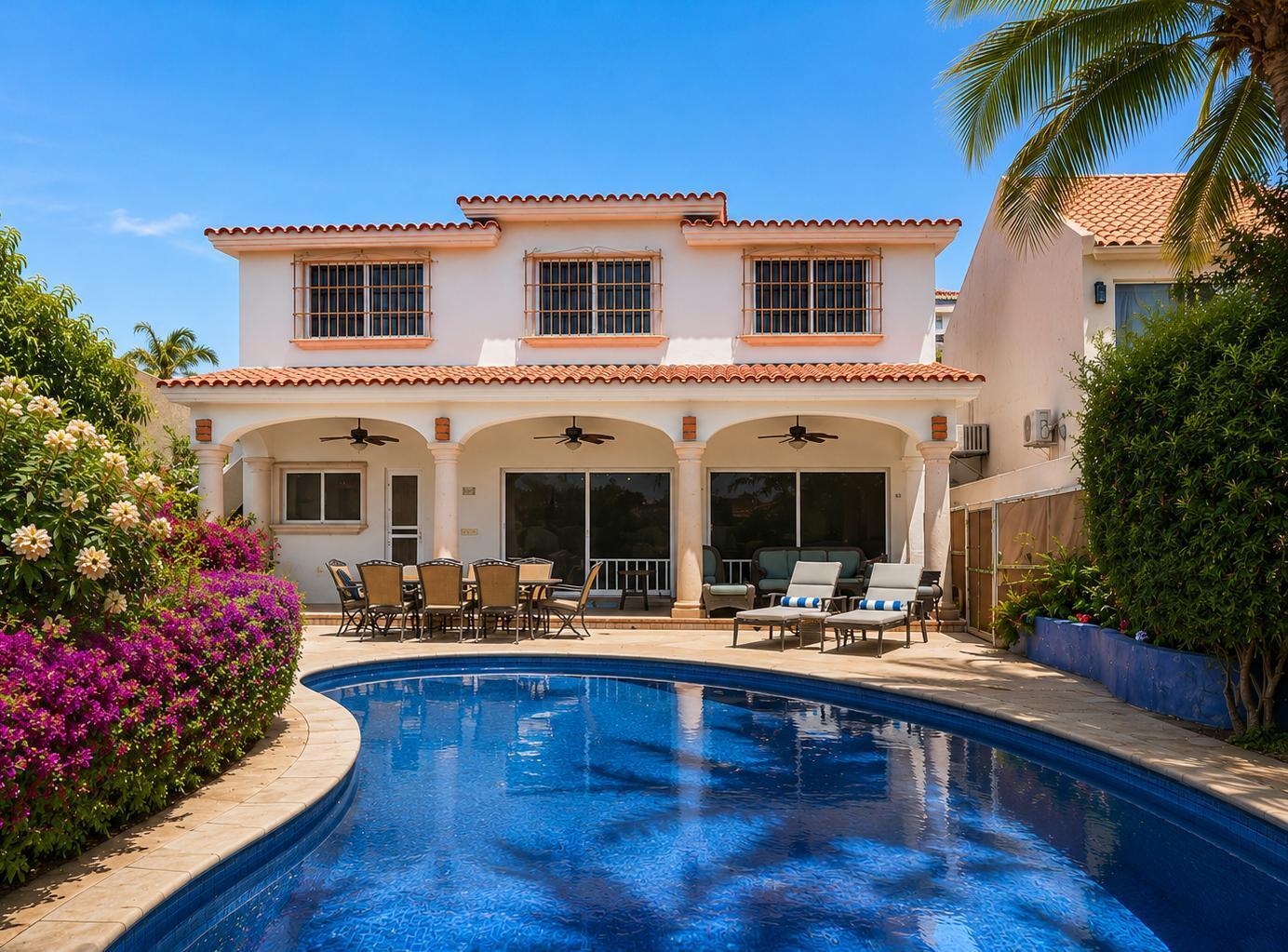Cabo San Lucas Finisterra Authentic Mexican Home with Golf Course – 49 Paseo Finisterra, San Jose del Cabo, BS