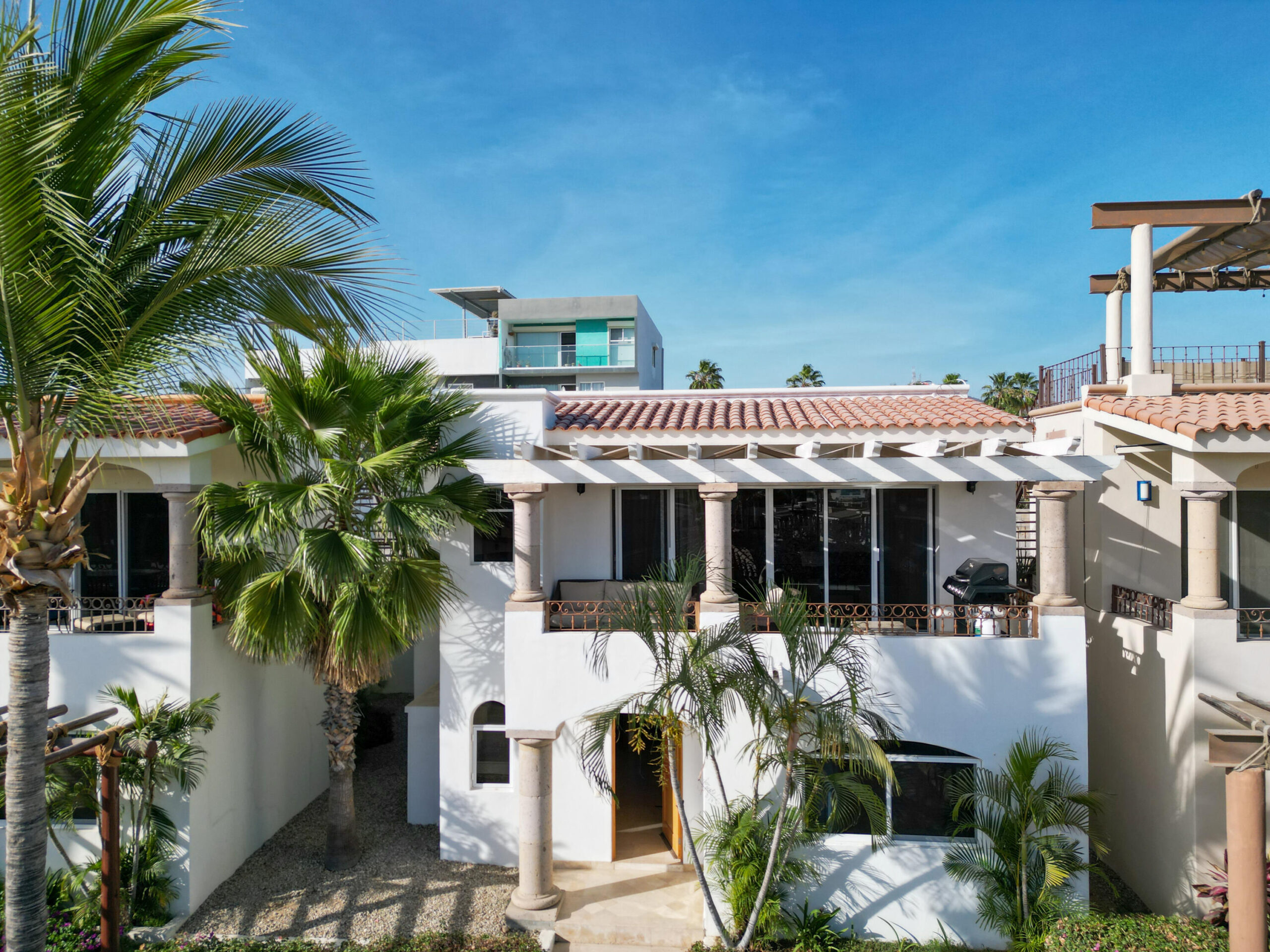 Cabo San Lucas El Tule-Inland:General Pre-construction residence in Rancho Los Tules, Los Cabos. Features 4 bedrooms, each with a full bathroom and walk-in closet, offering privacy and comfort. Enjoy ocean for sale