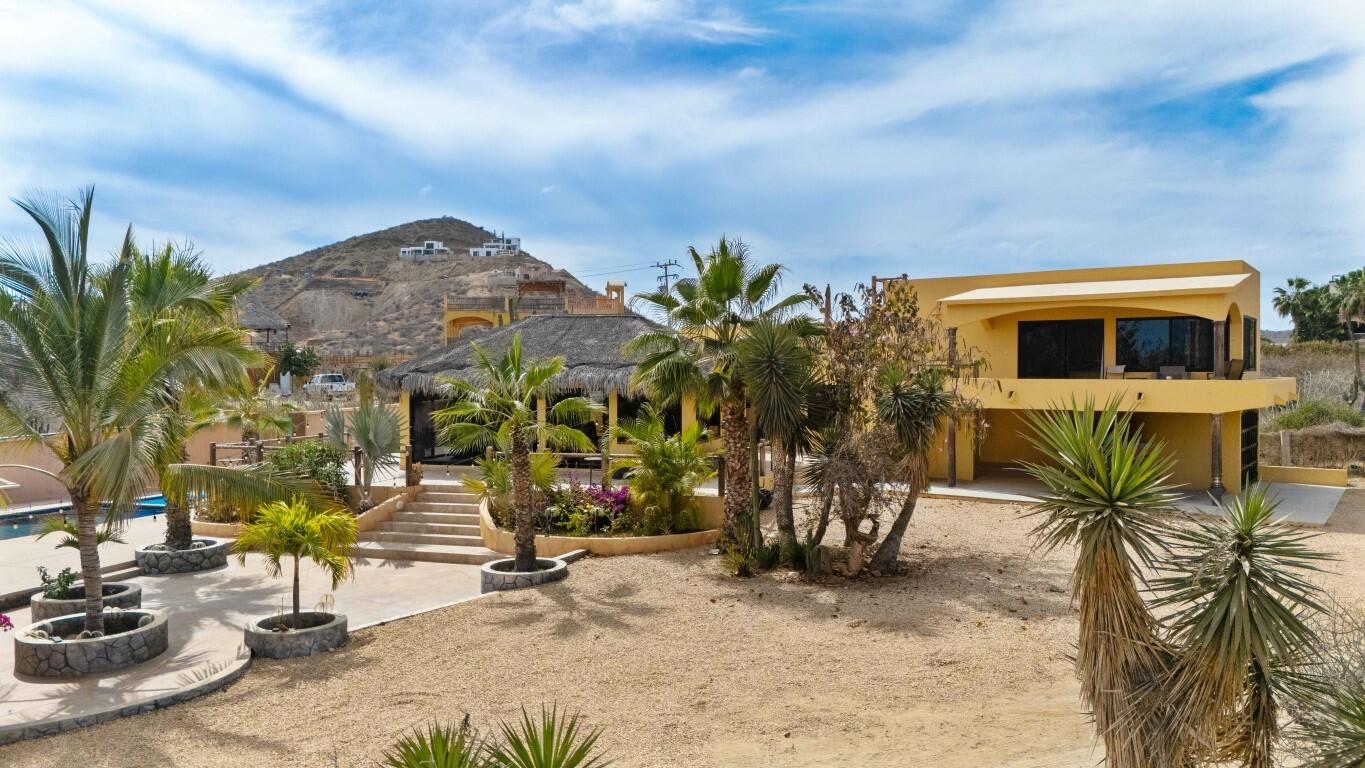 Cabo San Lucas Santa Rosa Strategic Investment in El Zacatal: Dual-Unit Property with High ROI PotentialLocated just one block from the main Blvd. Dr. Ernesto Chánez Chávez, this property is a prime opportunity in one of San José del Cabo's high-demand rental markets. The building features two independent, spacious units designed for modern living.Unit A (2 Bedrooms): A generous layout ideal for small families or professionals. It features a full kitchen with a functional breakfast bar and a complete bathroom.Unit B (1 Bedroom): A cozy, efficient unit perfect for couples or individuals. Includes a kitchen with a built-in bar and a full bathroom. for sale